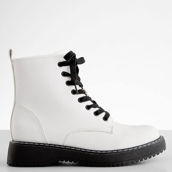 Steve Madden Shoes - Womens Madden Kurrt White Vegan Combat Style Boots Size 6